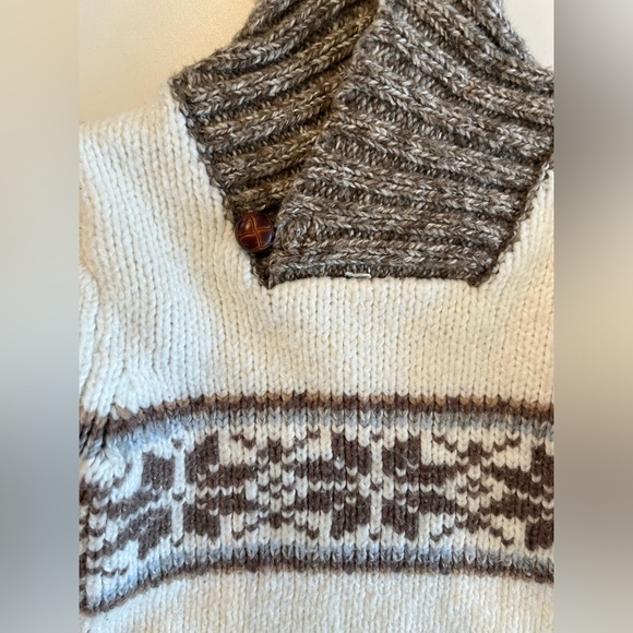 Baby Sweater - Size 12-18 Months - Picture 3 of 5